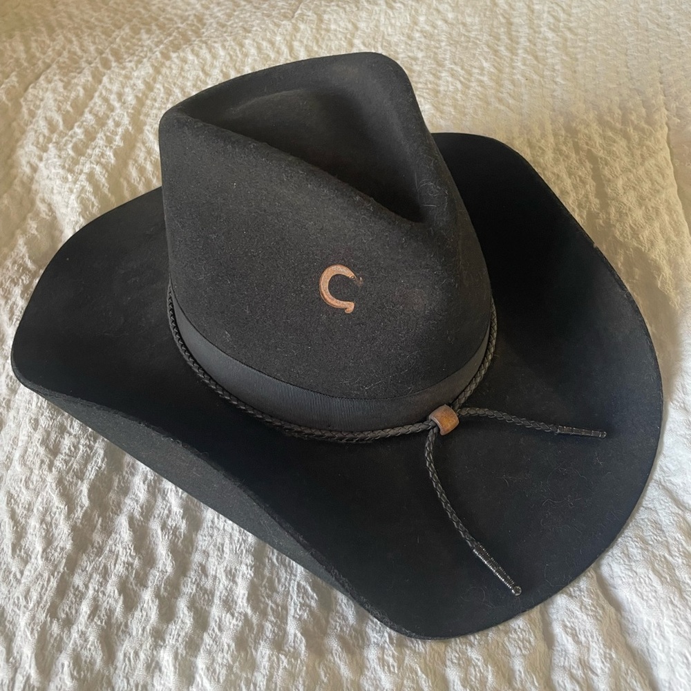 Charlie 1 horse hat